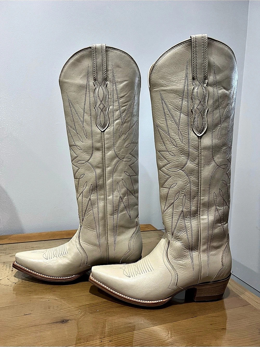Tecovas The Loretta Cream Western Leather Heeled Boots Brown US 8